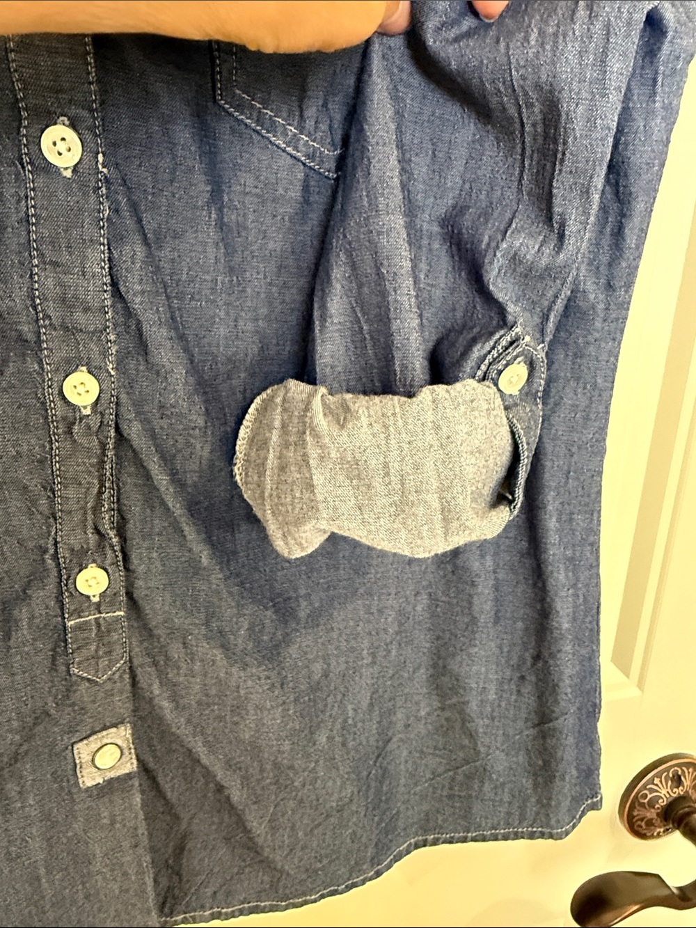 Denver Hayes Vintage Womens L Chambray Denim Shirt Roll Tab Snap Lightweight - Picture 6 of 13
